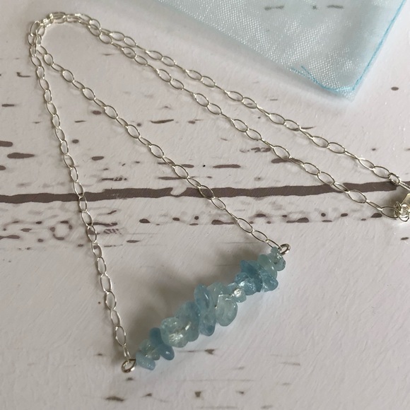 🎁Beautiful Aquamarine & Sterling Silver Necklace - Picture 2 of 8